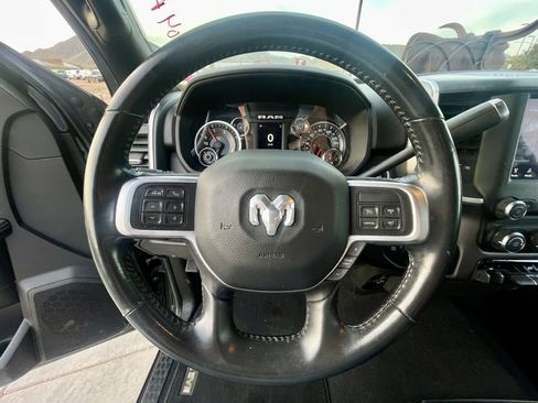 Used 2019 RAM 2500 Big Horn w/ Black Appearance Package image 16