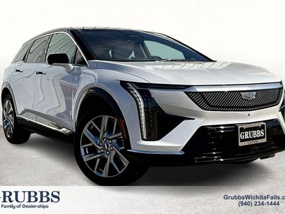 New 2025 Cadillac Optiq Luxury 1 w/ LPO, Floor Liner Package