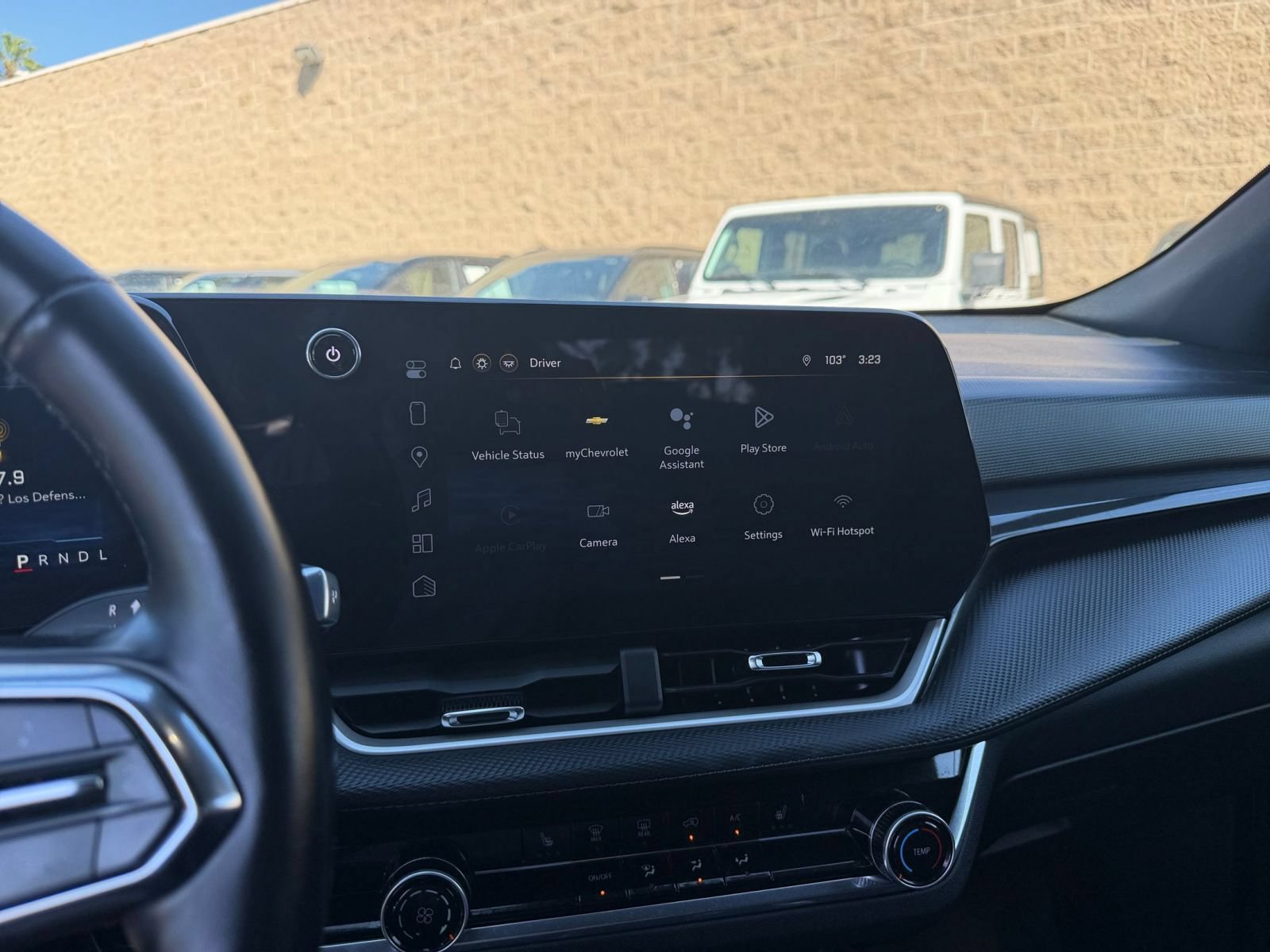 Used 2025 Chevrolet Equinox LT AWD/4WD image 19