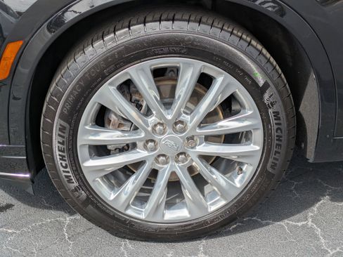 Certified 2024 Cadillac XT6 Premium Luxury image 10