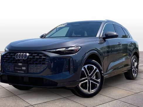 Used 2025 Audi Q5 Premium w/ Convenience Package AWD/4WD image 1
