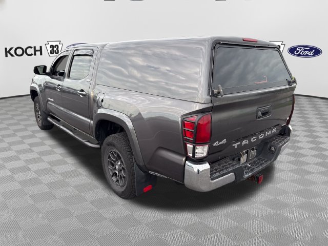 Used 2017 Toyota Tacoma SR5 w/ Tow Package AWD/4WD image 6
