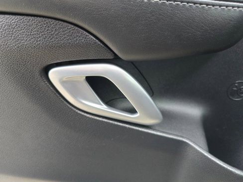 Used 2015 Dodge Challenger R/T Plus image 22