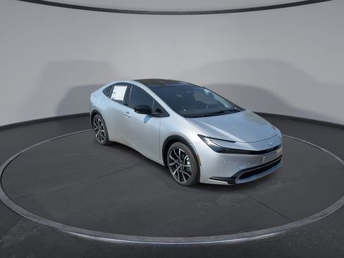 New 2026 Toyota Prius Plug-In Hybrid image 3
