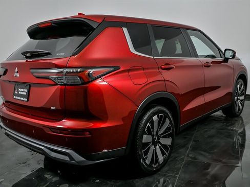 New 2026 Mitsubishi Outlander SE AWD/4WD image 9
