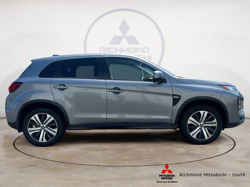 Used 2023 Mitsubishi Outlander Sport SE AWD/4WD image 2