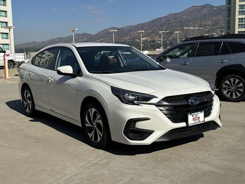 Used 2025 Subaru Legacy Premium image 3