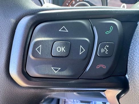 New 2025 Jeep Gladiator Sport image 15