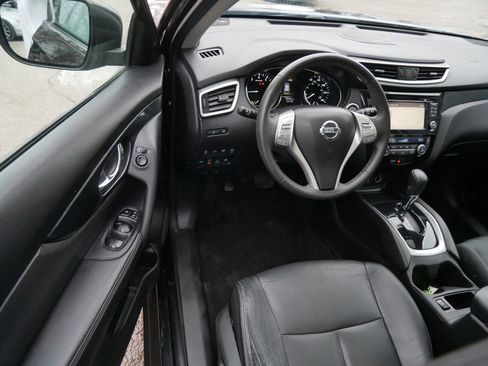 Used 2015 Nissan Rogue SL w/ SL Premium Package image 10