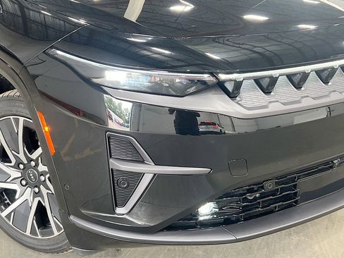 Used 2025 Jeep Wagoneer S Limited image 47