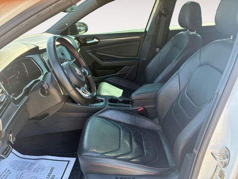 Used 2021 Volkswagen Jetta GLI image 9
