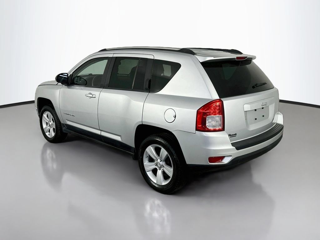 Used 2012 Jeep Compass Sport FWD image 5
