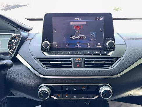 Used 2021 Nissan Altima 2.5 SR image 15