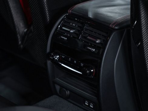 Used 2022 BMW M5 CS image 63