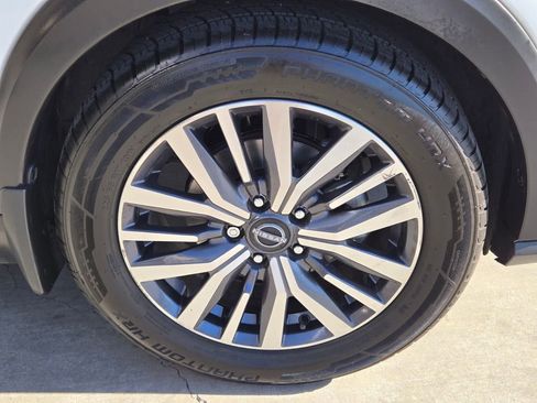 Used 2024 Nissan Kicks SV FWD image 8