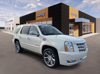 Used 2014 Cadillac Escalade Premium video 1