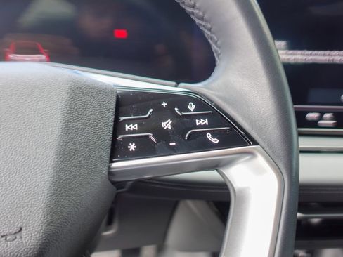 Used 2025 Audi Q6 e-tron Premium AWD/4WD image 12