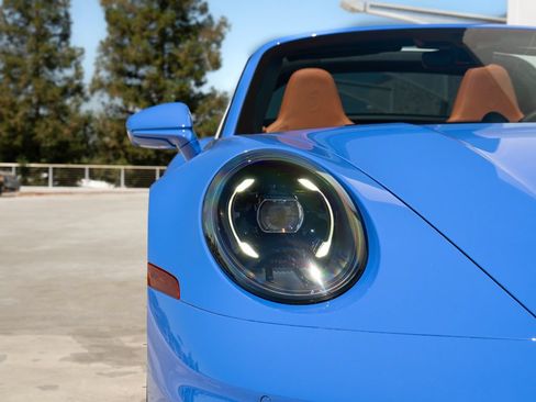 Certified 2026 Porsche 911 Targa 4 GTS AWD/4WD image 11