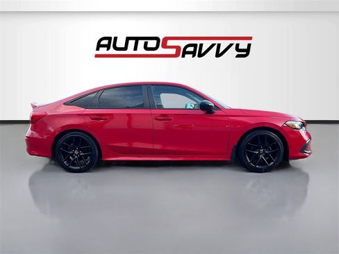 Used 2023 Honda Civic Sport image 8