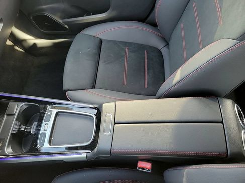 New 2026 Mercedes-Benz GLB 35 AMG 4MATIC image 22