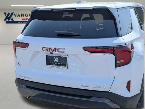 New 2027 GMC Terrain Elevation w/ Technology Package II FWD image 8