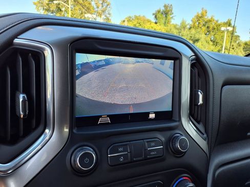 Used 2021 Chevrolet Silverado 1500 LT image 20