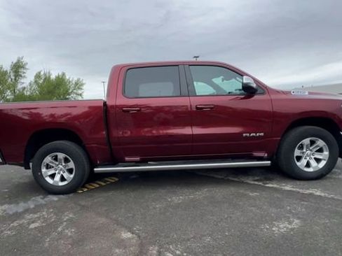 Used 2023 RAM 1500 Laramie AWD/4WD image 9
