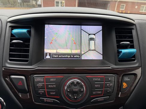 Used 2014 Nissan Pathfinder Platinum w/ Platinum Premium Package image 20