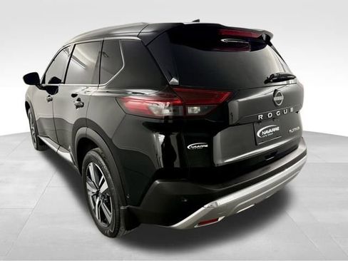 Used 2023 Nissan Rogue Platinum w/ Platinum Premium Package image 6