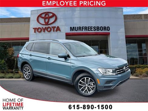 Used 2021 Volkswagen Tiguan SE image 1