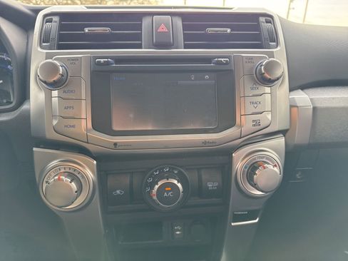 Used 2015 Toyota 4Runner SR5 image 14