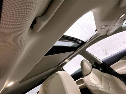 Used 2020 Nissan Murano SL w/ Moonroof Package image 27