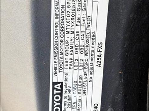 Certified 2021 Toyota Highlander XLE image 27