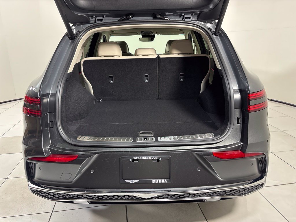 New 2027 Genesis GV70 2.5T Select AWD/4WD image 26