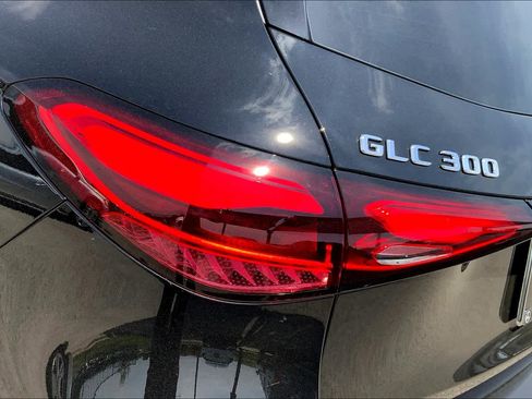 New 2025 Mercedes-Benz GLC 300 image 6