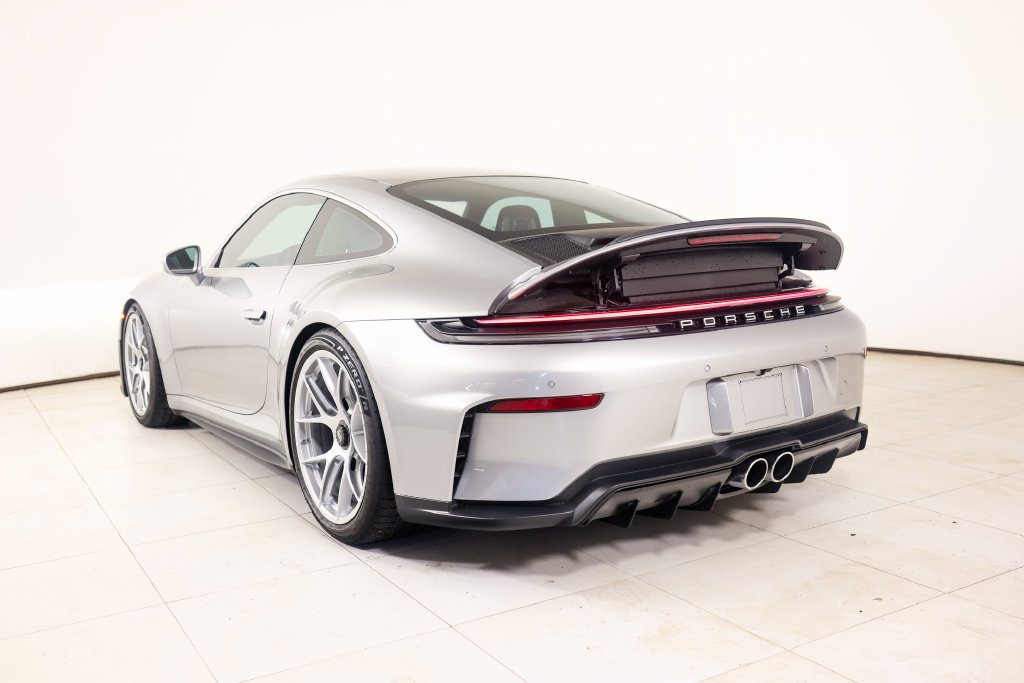 Certified 2026 Porsche 911 GT3 RWD image 3