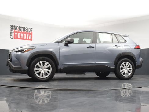 Used 2023 Toyota Corolla Cross L AWD/4WD image 25