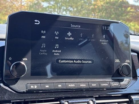 Used 2024 Nissan Pathfinder Platinum w/ Black Appearance Package AWD/4WD image 34