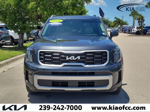 Certified 2024 Kia Telluride S w/ S Sunroof Package FWD image 2