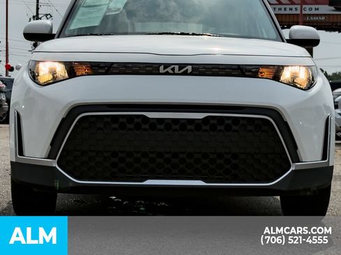 Used 2025 Kia Soul LX w/ LX Technology Package FWD image 6