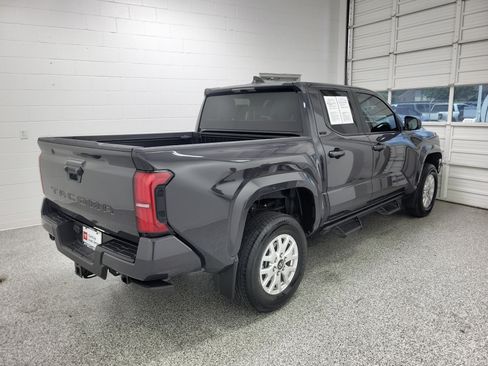 Used 2024 Toyota Tacoma SR5 RWD image 4