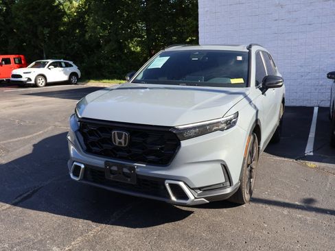 Certified 2024 Honda CR-V Sport Touring image 3