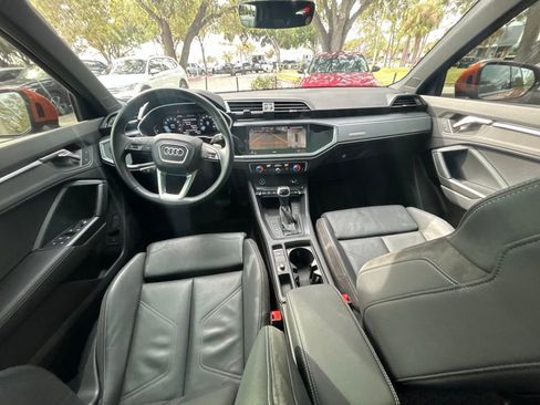 Used 2023 Audi Q5 2.0T Premium w/ Convenience Package image 10