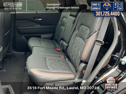 New 2026 Nissan Pathfinder Platinum w/ Cargo Package AWD/4WD image 18