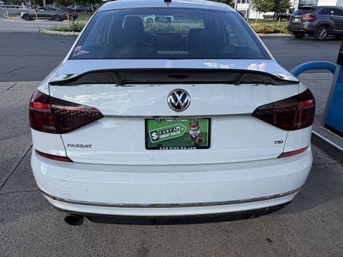 Used 2017 Volkswagen Passat 1.8T R-Line w/ R-Line Lighting Package FWD image 15