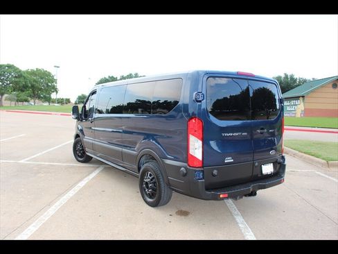 Used 2022 Ford Transit 350 XLT AWD/4WD image 3
