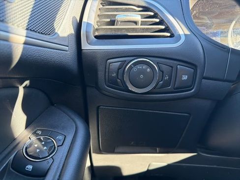 Certified 2024 Ford Edge SEL image 15