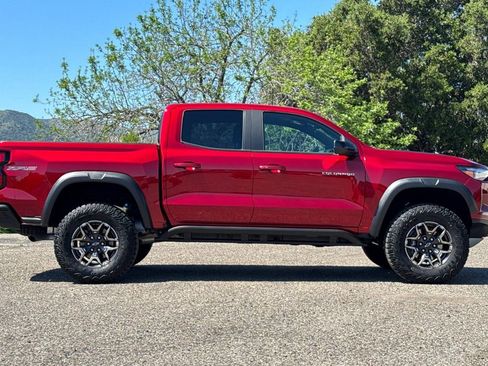 Certified 2024 Chevrolet Colorado ZR2 w/ Safety Package image 3