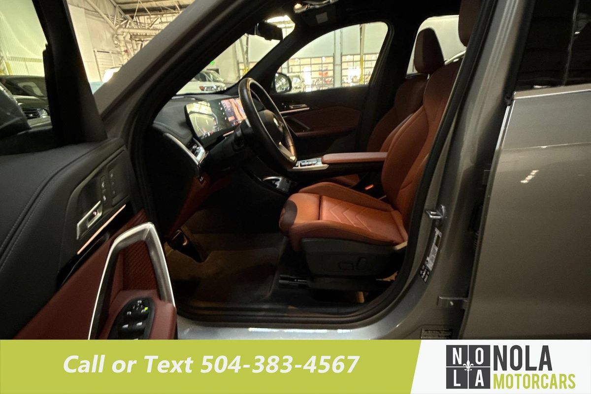 Used 2026 BMW X1 xDrive28i AWD/4WD image 17