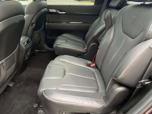 Used 2024 Hyundai Palisade Calligraphy image 12